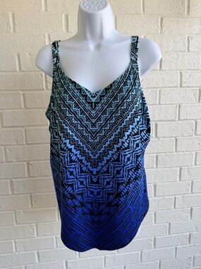 Swimsuits For All Blue and Black Ombre Geometric Print Tankini Top Size 16 NWT
